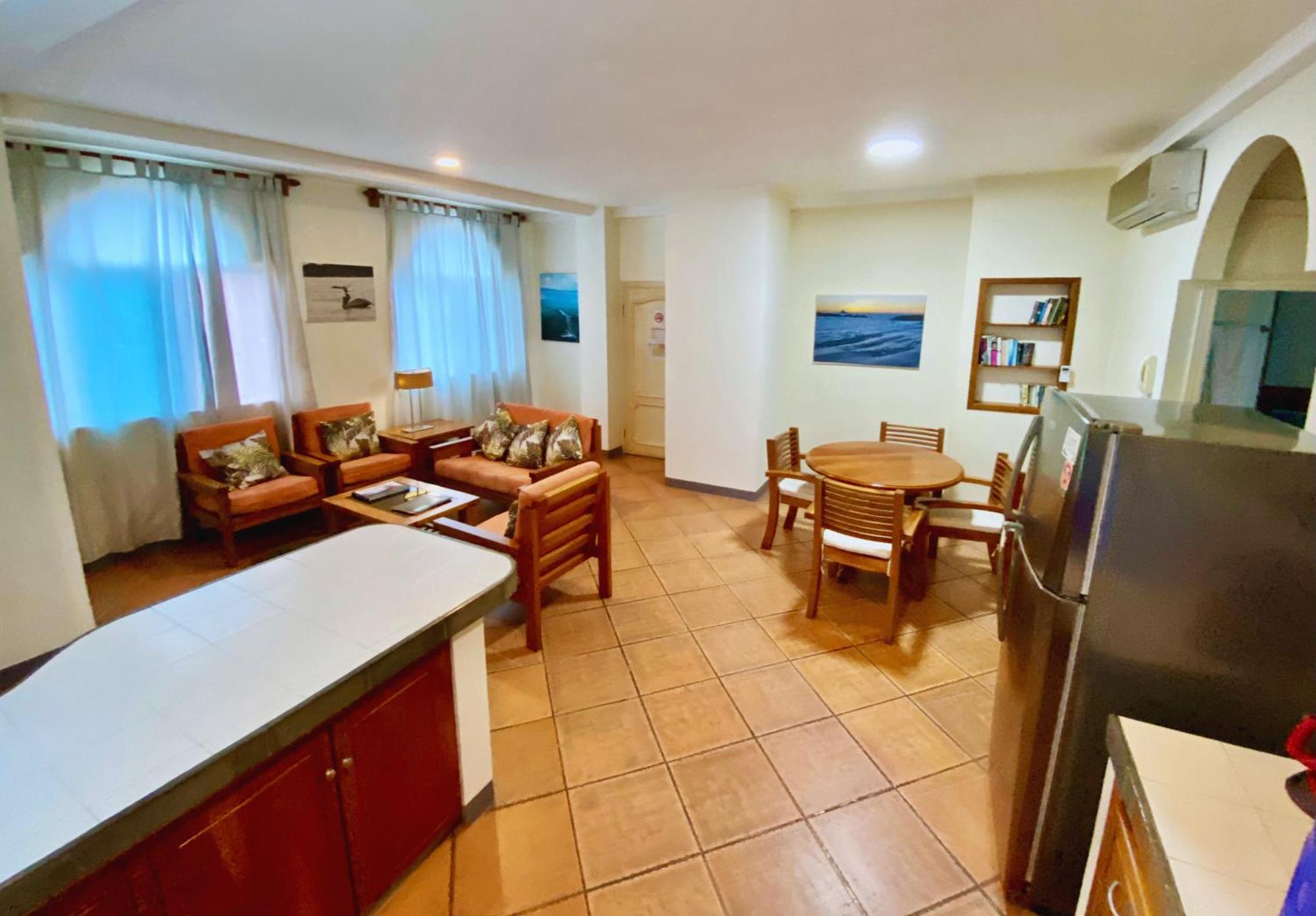 Torre Mar Galapagos Boutique Suites Puerto Ayora  Exteriör bild
