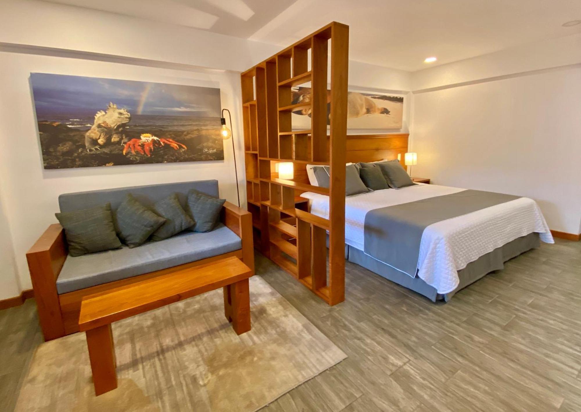 Torre Mar Galapagos Boutique Suites Puerto Ayora  Exteriör bild