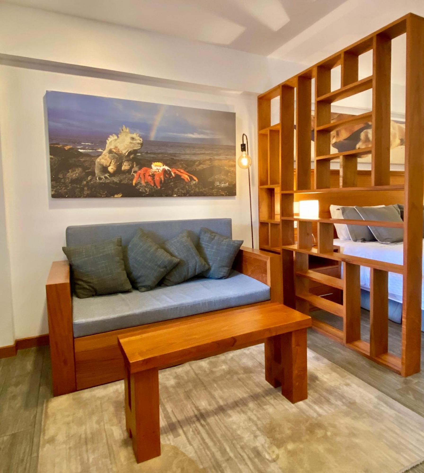 Torre Mar Galapagos Boutique Suites Puerto Ayora  Exteriör bild