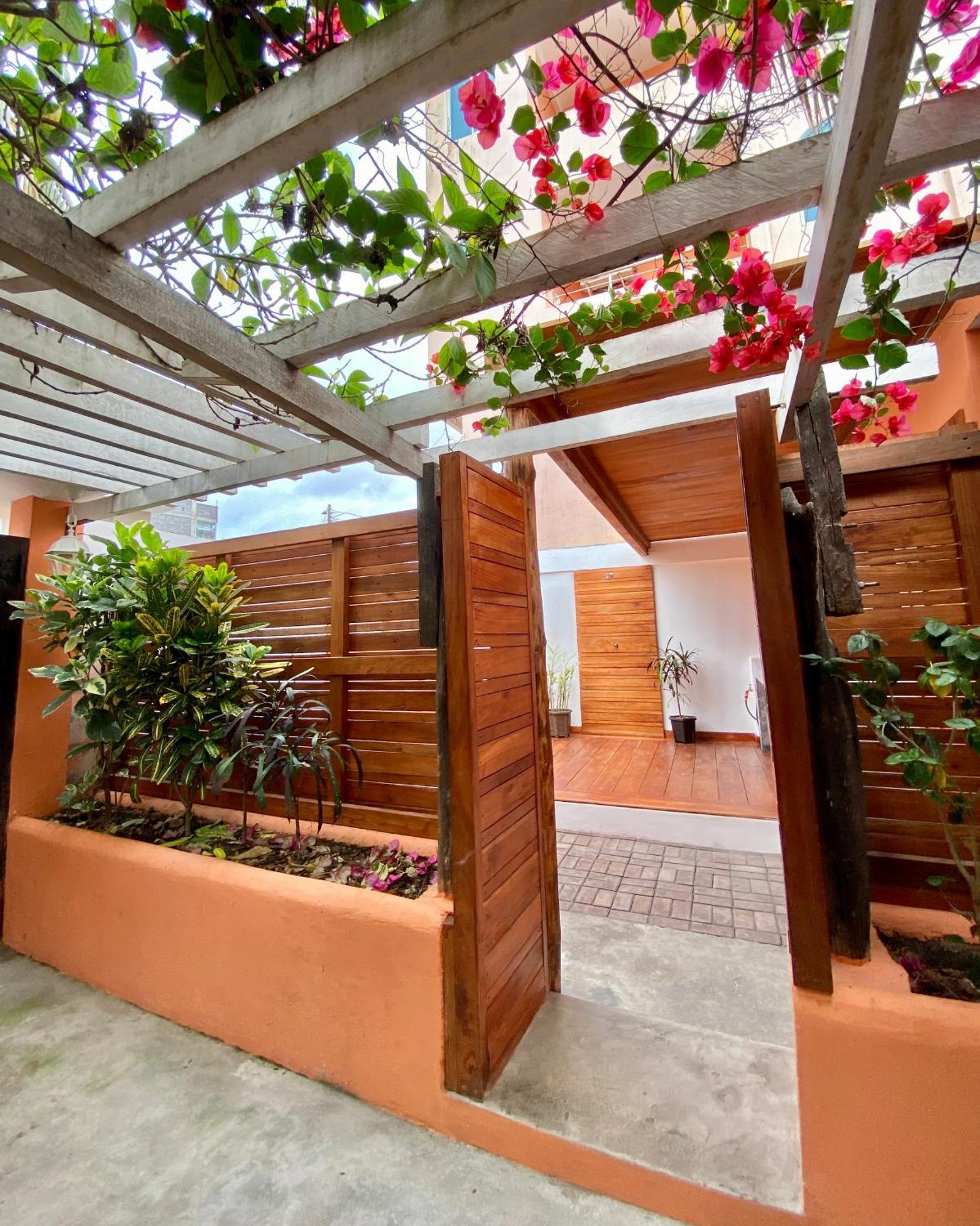 Torre Mar Galapagos Boutique Suites Puerto Ayora  Exteriör bild