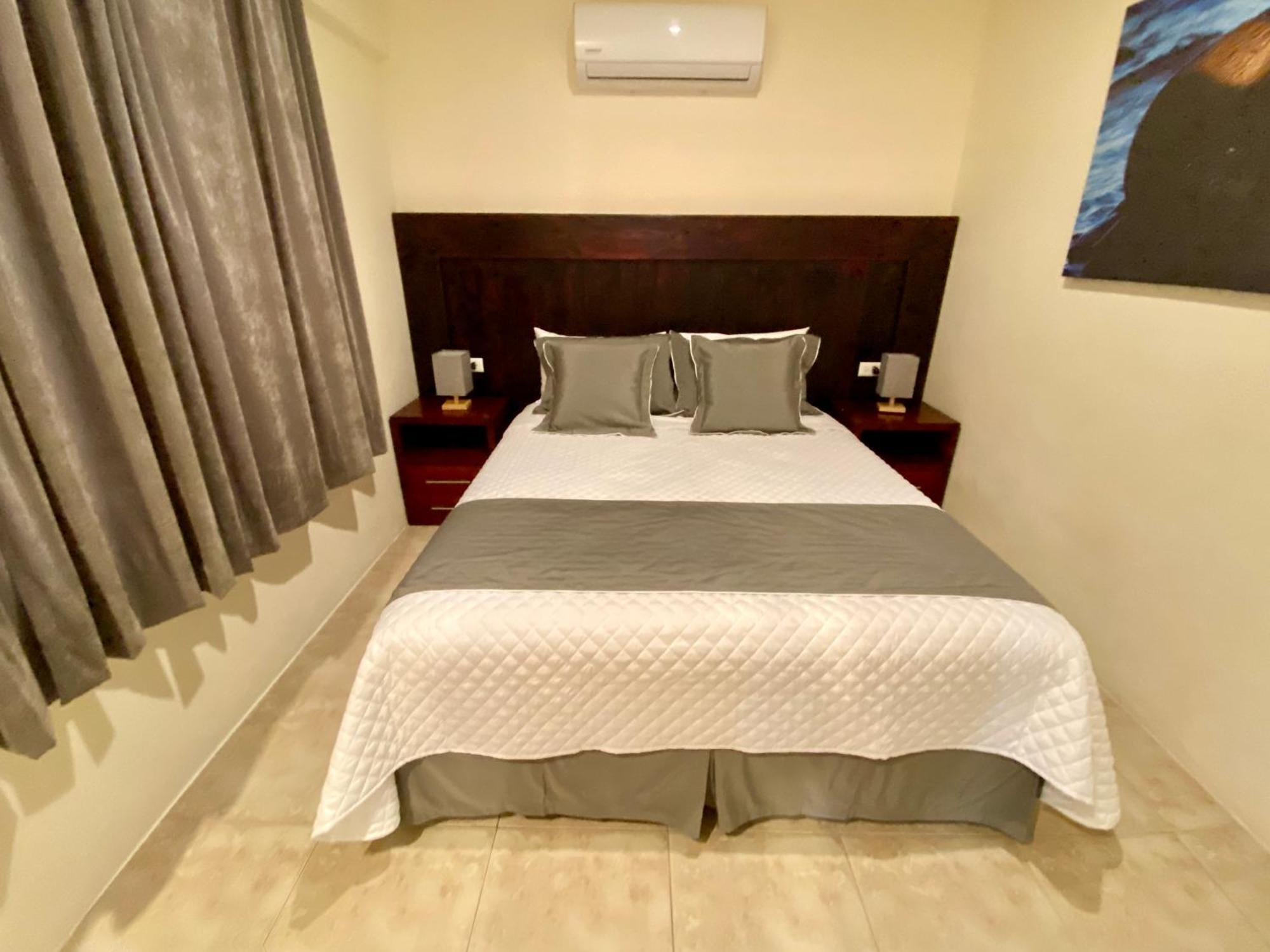 Torre Mar Galapagos Boutique Suites Puerto Ayora  Exteriör bild